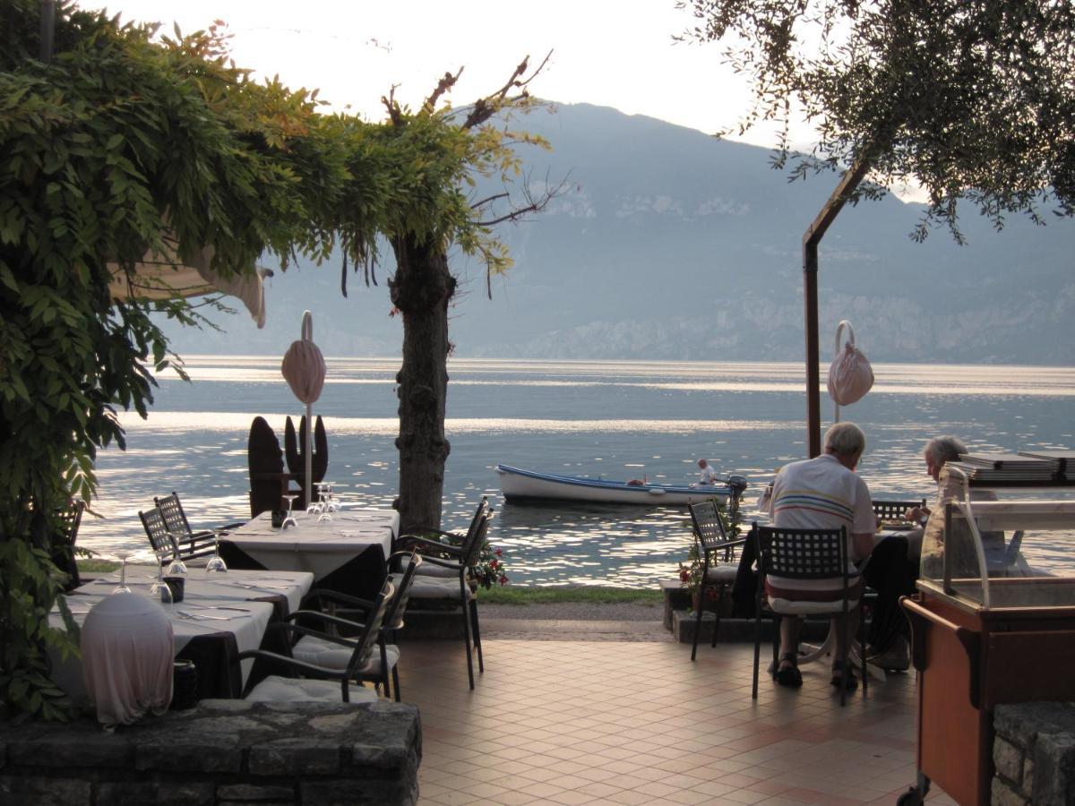 Piccolo Hotel Direkt Am See Brenzone Extérieur photo